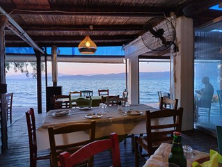 Ein letztes Dinner mit Stil. An der Waterkant ...