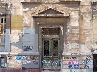 Eine Stadtvilla wie viele. Heute nur noch eine Ruine