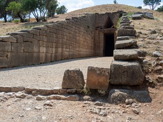 Gleich mal ein Tholos Grab einwerfen
