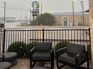 In USA ist alles XXXL auch der Regenschauer