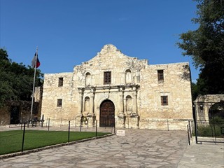 O-Ton: <i>The Alamo in San Antonio</i><br>Okay ein Alamo ...