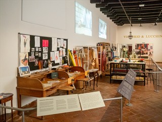 ... in eine Mode-Ausstellung!