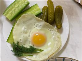 Letztes "originales" Wohnheimfrühstück. Eier sind alle und die Zeichen stehen auf Abreise