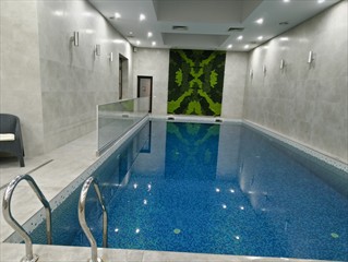 Ein Schwimmbad für uns alleine