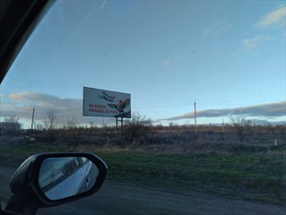 Das heißt sinngemäß: "Du sollst nicht alles nachplappern was Putin sagt"