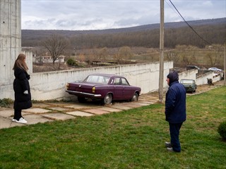 Was gugt denn der Opa so? Ach der will unsere Lei ... als Eintritt