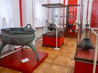 Mit Glühweinkessel aus der Bronzezeit! 3000 Jahre geht das schon so!